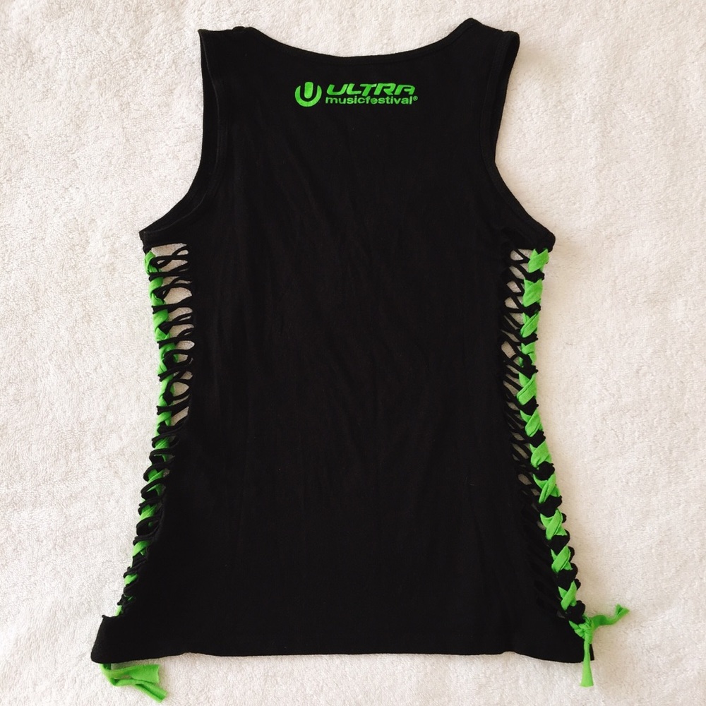 🔥Ultra Music festival cutout neon rave t shirt🔥